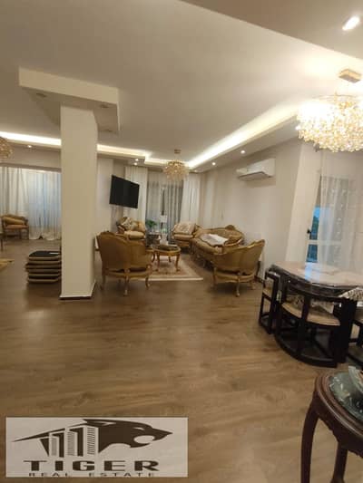 For rent furnished in my city B6 — A distinctive apartment in an exceptional location. If you are looking for a spacious furnished apartment, with a practical division and a location close to all your daily needs, this is a unique opportunity to live in B6.