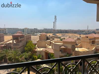 شقة بحري راقية للإيجار السكني الأسري في كمبوند ريتاج -بالتجمع الخامس بالقرب من شارع التسعين ومحور جمال عبد الناصر والمناطق الخدمية والتجارية الرئيسية!