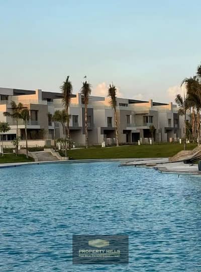 Twin House Immediate Delivery Next to New Giraffe View Pyramids Close to the Central Axis