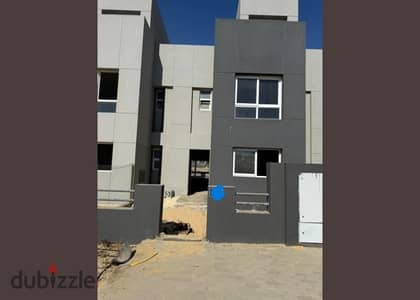 تاون هاوس 200م للبيع من مالك اصيل وعليها تفاوض فيو لاند سكيب في كيان في 6اكتوبرKayan Compound, 6th of October City