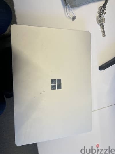 Surface Laptop Go - Core i5 - رام 16 جيجا - هارد 238 جيجا - تاتش سكرين