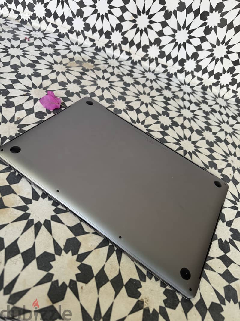 MacBook Pro 2019 5