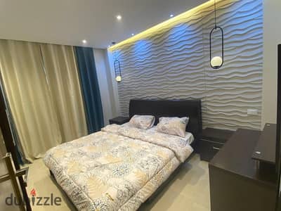 Available furnished apartment in Golf Land