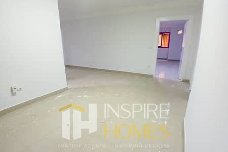 Licensed administrative office for rent + open view.