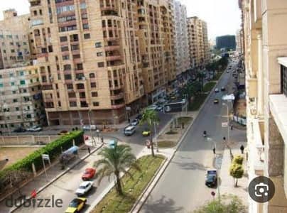 شقة لايجار السكني،٢٥٠م سموحة شارع فوزي معاذ،مطلوب 36الف