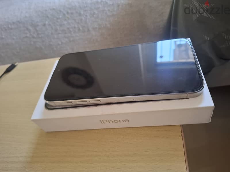 Apple - iPhone 15 Pro Max 2