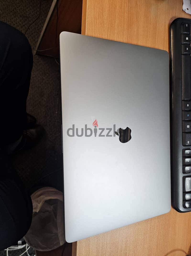 Macbook pro 16 2019 9
