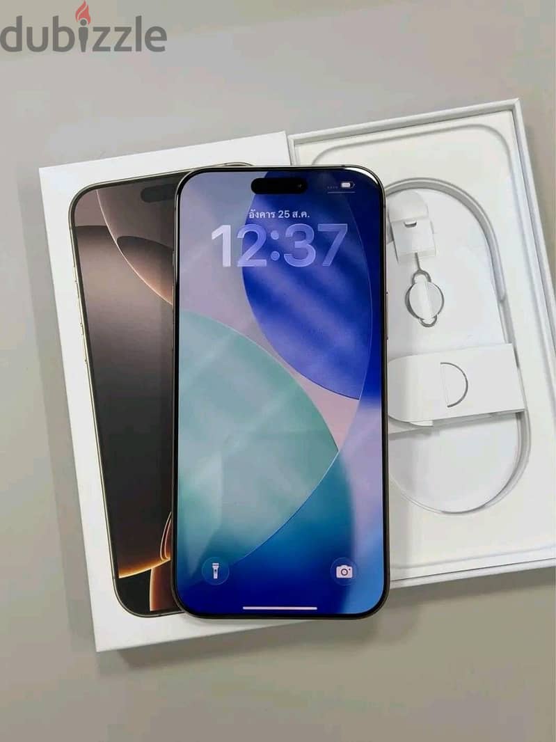Apple - iPhone 17 Pro Max 1