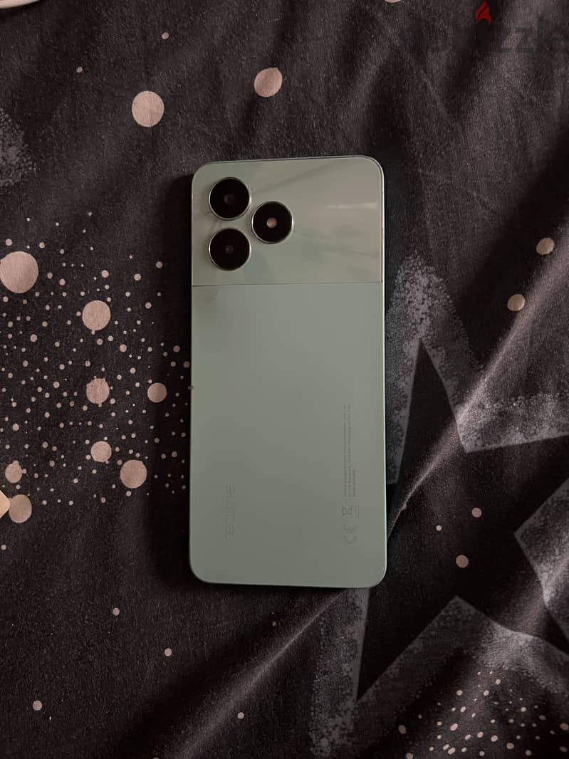 Realme C51 3