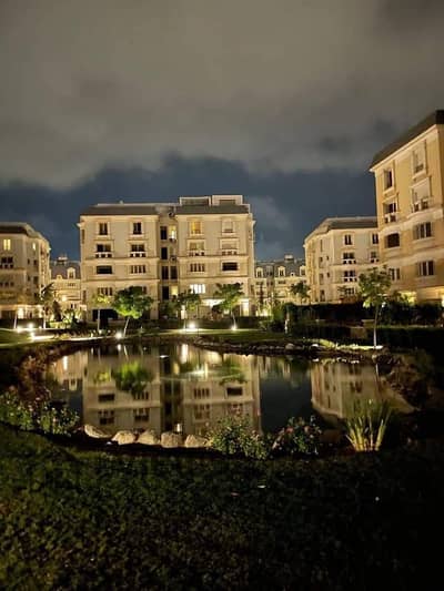 اي فيلا روف 235م + 90م روف تطل علي بحيرة فيو مفتوح بحري  ماونتن فيو هايد بارك Mountain view hyde park