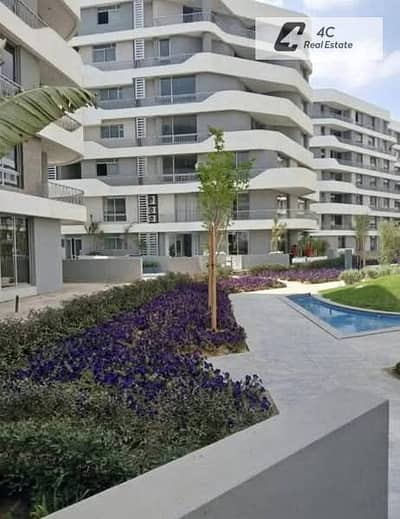 With a dp 2 million  120 m 2 bedroom apartment with an open view is for sale directly from the owner in Bloomfields Compound Mostakbal City New Cairo