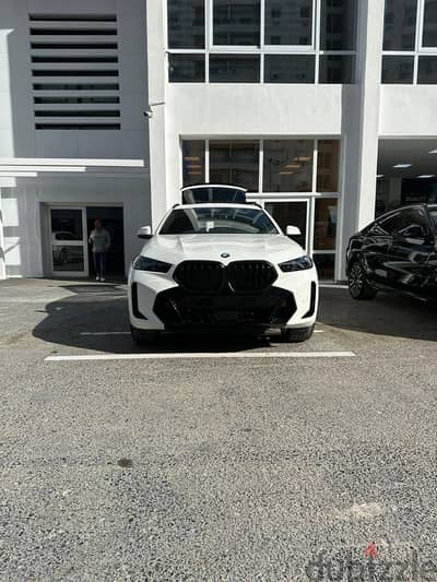 بي ام دبليو X6 M 2025 كسر زيرو