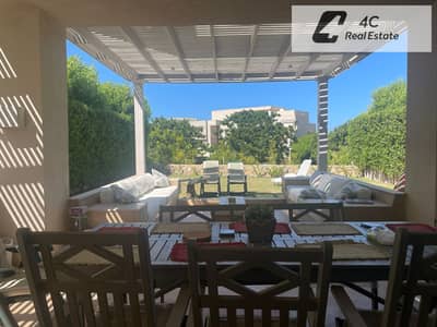 شاليه مفروش بالكامل بجاردن 500 متر للبيع في هاسيندا باي – الساحل الشمالي Hacienda Bay – North Coast
