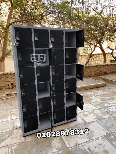 لوكر ٢٤ ضلفة