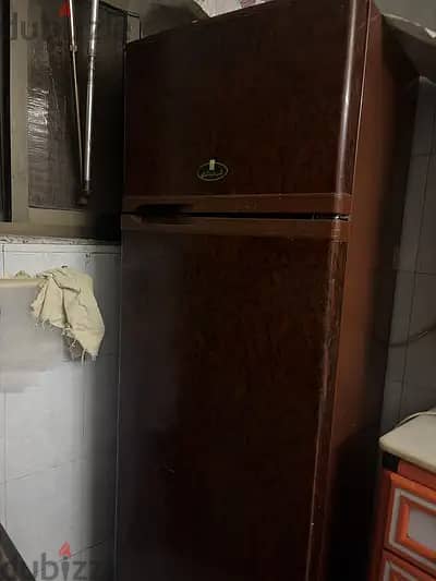 تلاجه كريازي ١٤ قدم ٢ باب