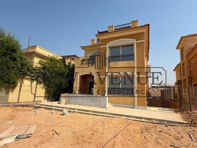 For Sale Villa in a Prime Location in Stone Park 5th Settlement New Cairo with Roof Fully Finished with ACs