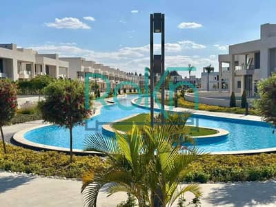 Middle Townhouse for Sale in Lake West 1 – Sheikh Zayed