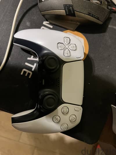 Ps5 slim + دراع+العاب