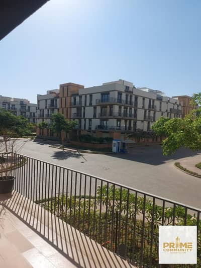 Apartment 165 sqm  for sale in  prime location  fully finished including kitchen and A/Cs in courtyard Sodic west Zayed city