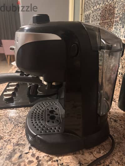 Delonghi Coffee machine