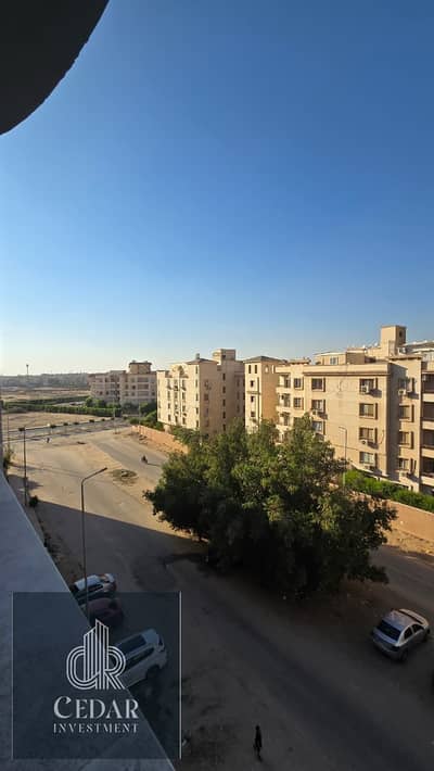 Apartment for sale, super lux finished, open view on the Bayti Compound, in a very distinguished location, just steps from Al-Wahat Road, 6th October, Al-Mustathmir Al-Saghir