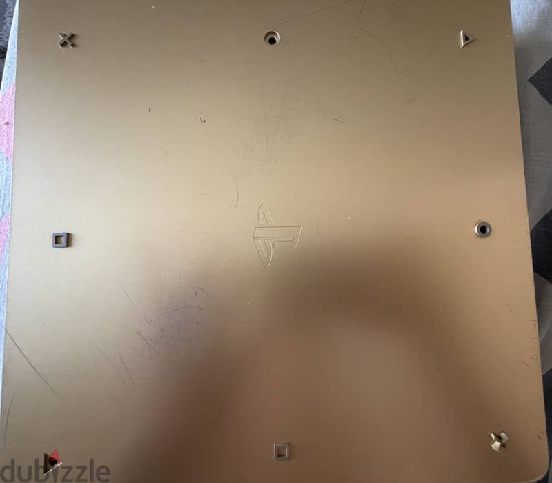 Ps4 slim gold edition 3