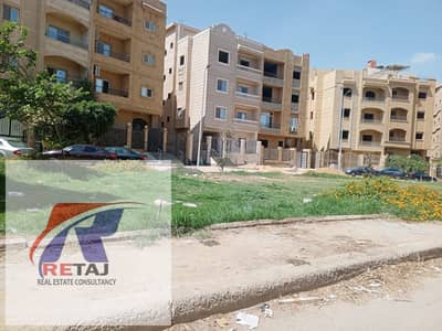 New apartment for rent in New Cairo's Fifth Settlement, South Investors area, 3 minutes from the American University in Cairo and Future University