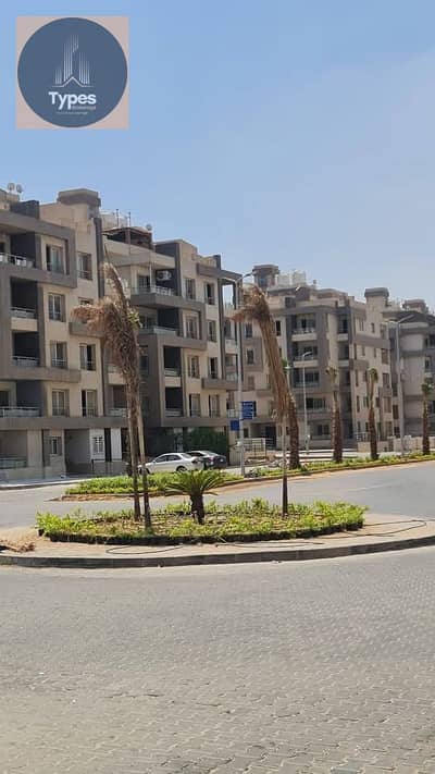 Penthouse for sale in Cairo University Compound (Phase A) on Dahshour Link Road—an exceptional deal. Located in Sheikh Zayed, directly opposite the Za
