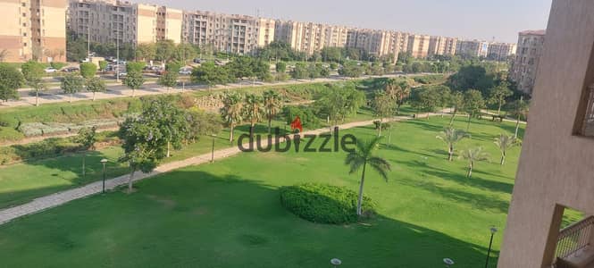 My City Apartment 205m Rent B3 with View of the Drain with Air Conditioning in the Kitchen