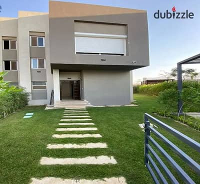 Unique Town house villa ready to move with prime view in Etapa Sheikh Zayed near Beverly Hills & Arkan Plaza