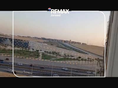 Apartment for Sale with Direct Panoramic View of the Grand Egyptian Museum -  6th of October