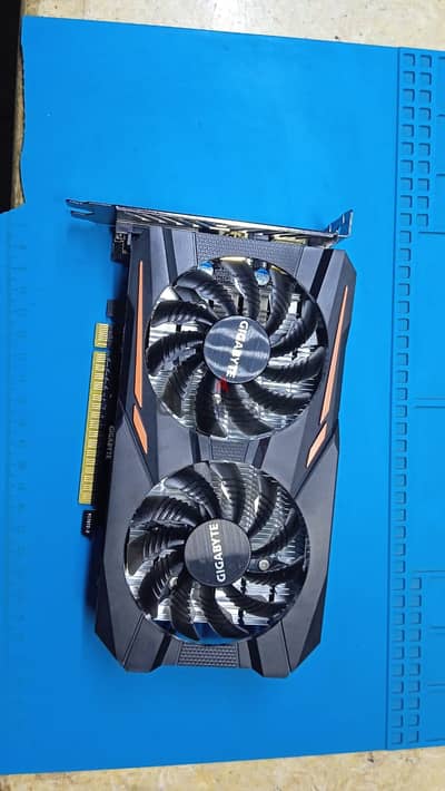 فيجا GTX 1050 OC 3G استعمال بحاله ممتازة