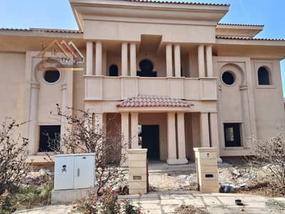 فيلا نموذج B ارض 1300م فيو وايد جاردن  بالقرب من السنترال بارك ونادي مدينتي