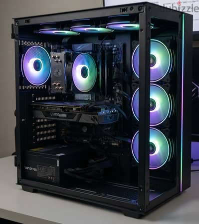 ryzen 7 5700X Gigabyte B550 16 ram ddr4 RTX 5060 8GB