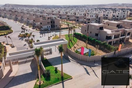 فيلا مستقلة للبيع في ذا كراون – بالم هيلز  Type M | موقع مميز | حمام سباحة | تشطيب فاخر | مفروشة بالكامل