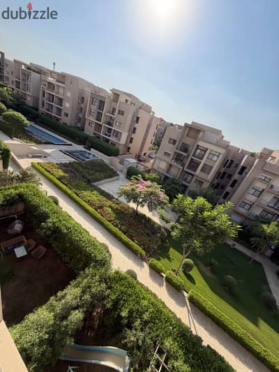 بنتهاوس للايجار في كمباوند المراسم فيفث سكوير ، بالمطبخ والتكييفات  ، التجمع الخامس ، القاهرة الجديدة