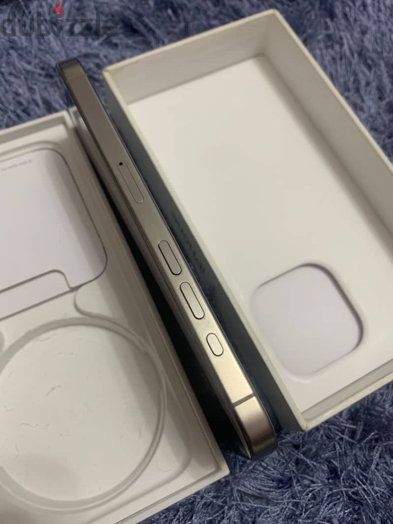 Apple - iPhone 15 Pro 6