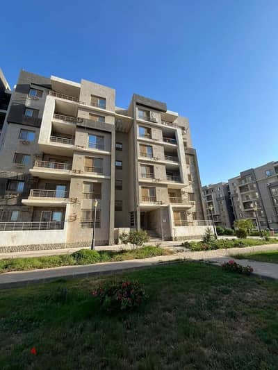 للايجار دار مصر الاندلس القاهره الجديده مباشره علي التسعين الجنوبي ودقايق للجامعه الامريكيه مساحع 140م تشطيب سوبر لوكس تم تعديل السباكه بالكامل