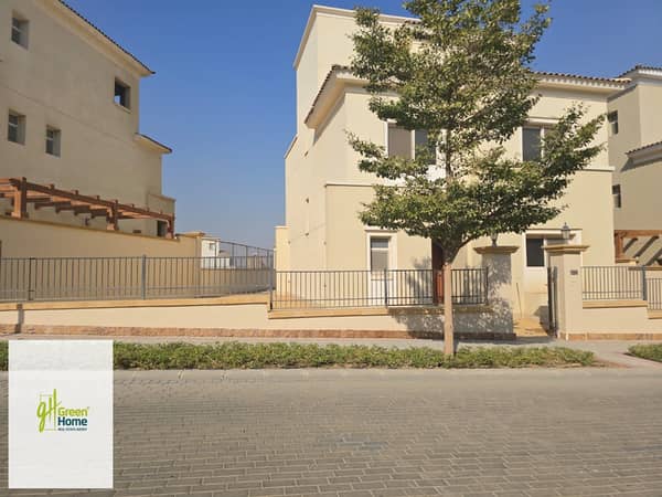 فيلا 305م  متشطبة بالكامل للبيع في أب تاون كايرو إعمار بموقع مميز جدا Uptown Cairo Emaar