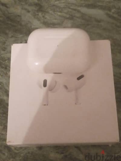علبه airpods pro نسخه wireless مع الكرتونه الاصليه