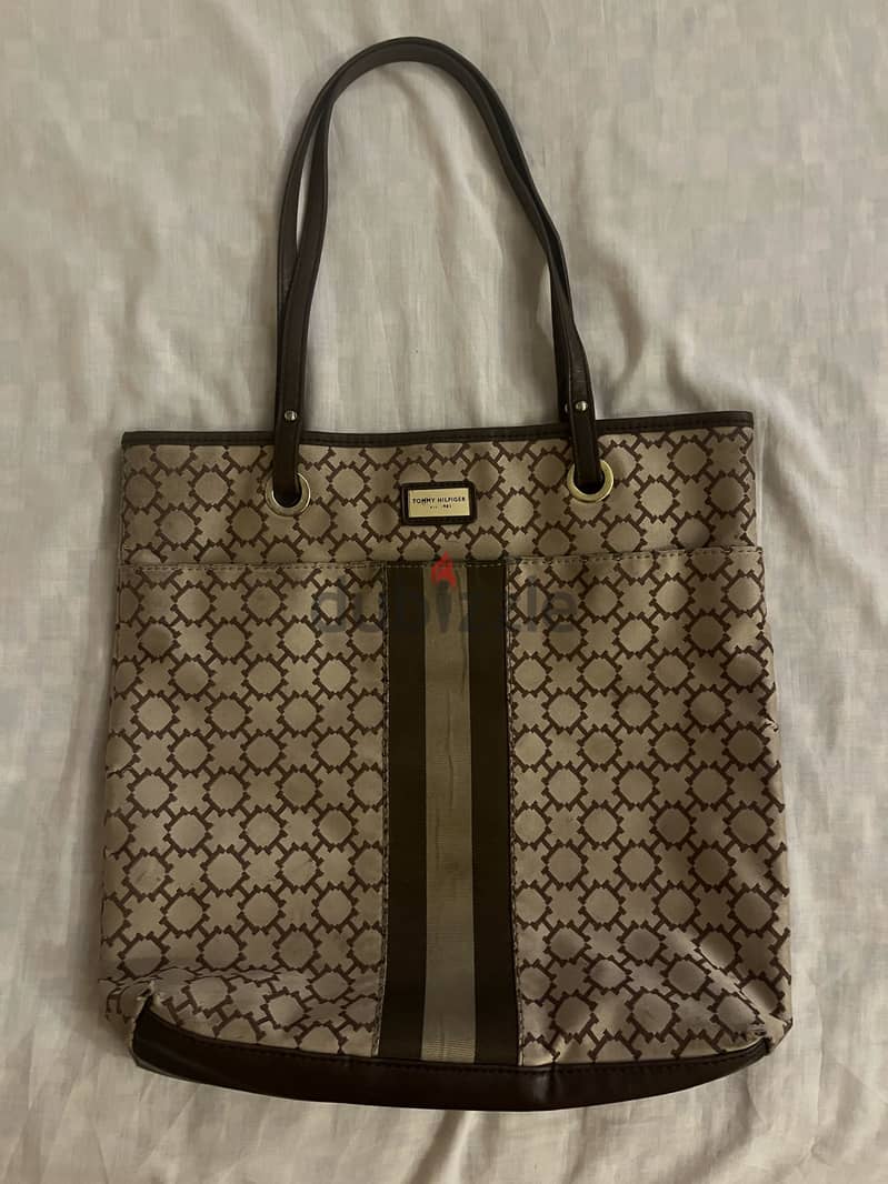 Tommy Hilfiger bag 1