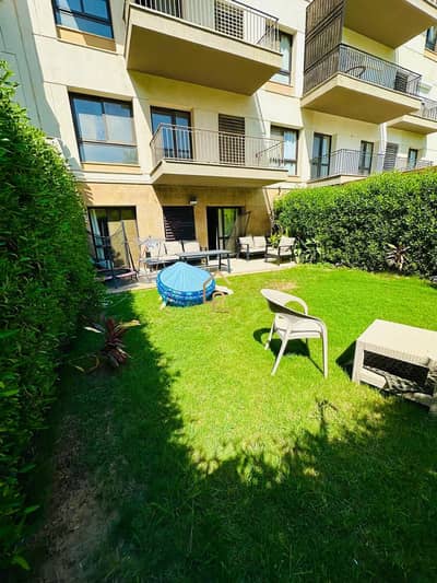 Apartment for rent n Beverly Hills Courtyard