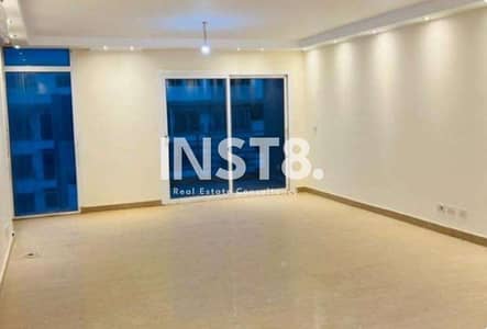 Apartment 210m with Kitchen and ACs in Hyde Park