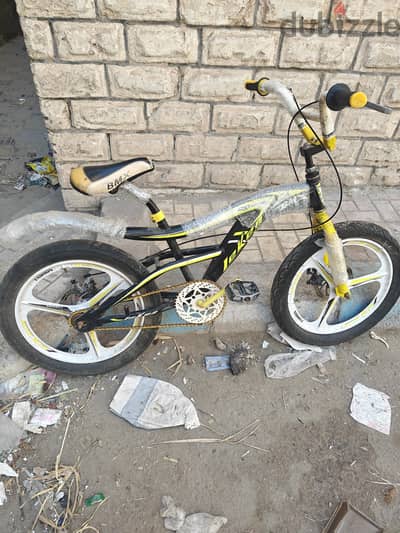 عجلة BMX حالتها مش وحشة