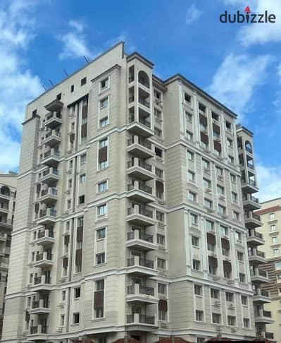 Family apartment with private garden in Sawari with 10% down payment