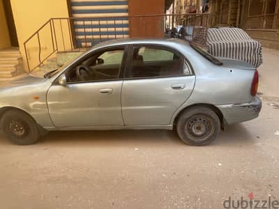 دايو لانوس 2005