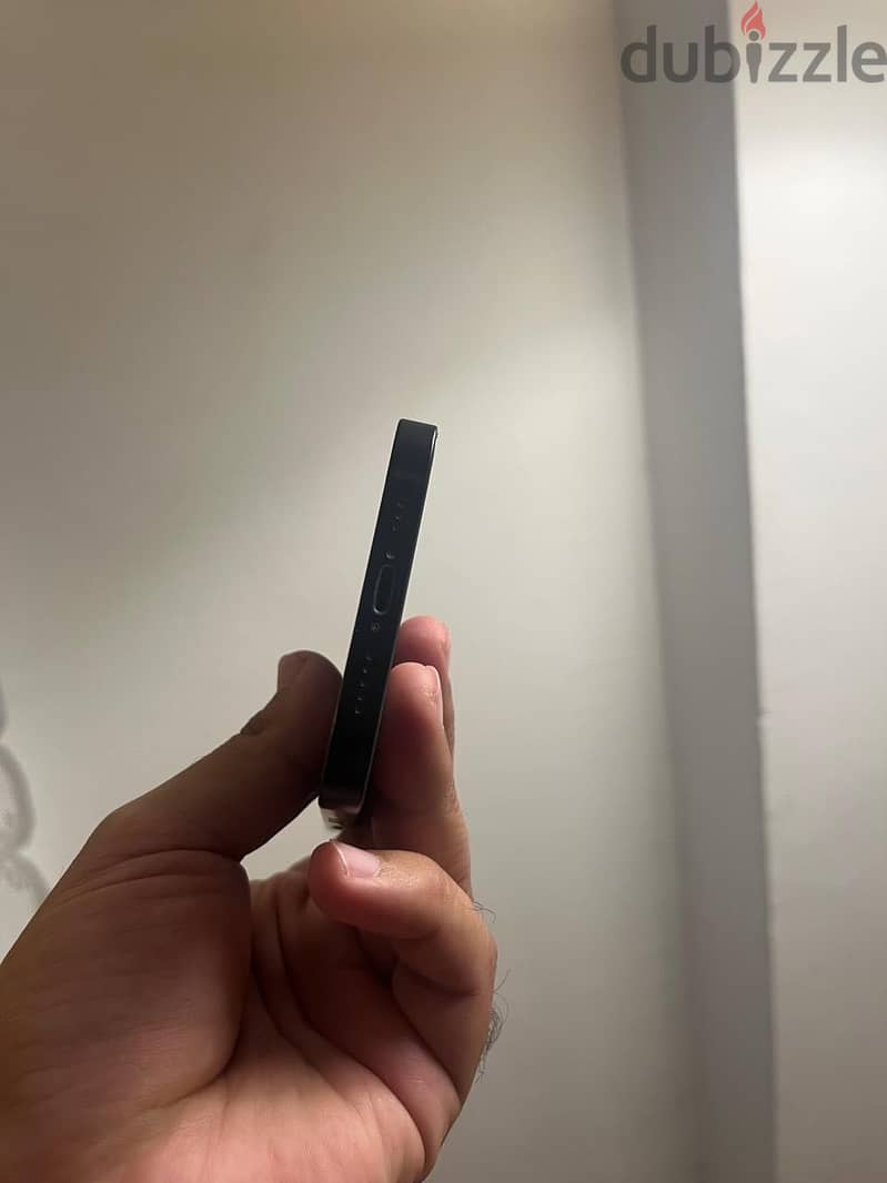 Apple - iPhone 12 4