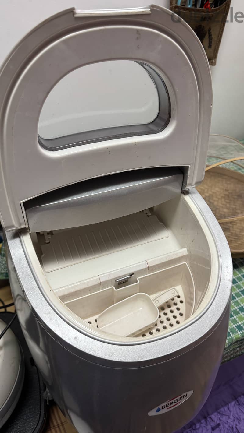 Ice maker 5