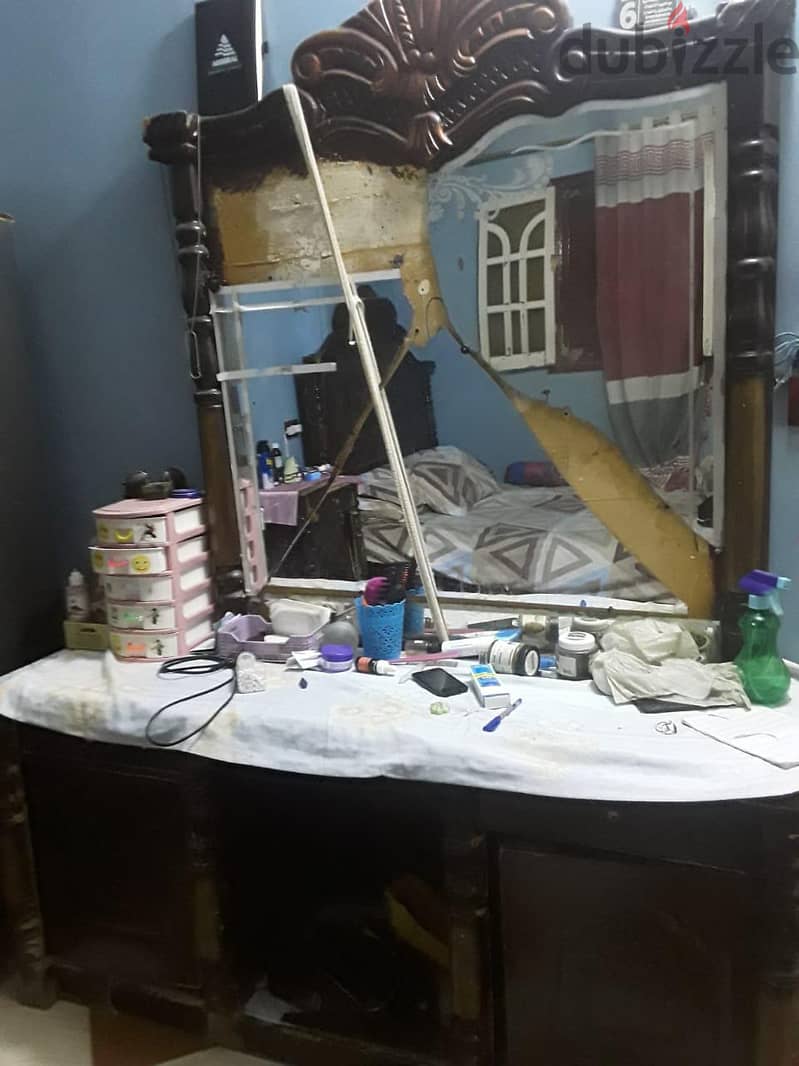 غرفه نوم للبيع 1