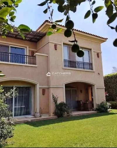 A fully finished townhouse with air conditioning in a strategic location in New Cairo, minutes from 90th Street. A fully finished townhouse with air conditioning in a strategic location in New Cairo, minutes from 90th Street.